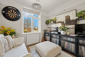 Photo 6- click for photo gallery